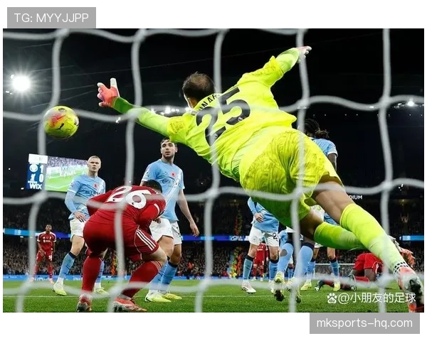 进球判定：球完全越过球门线与VAR介入的判罚依据